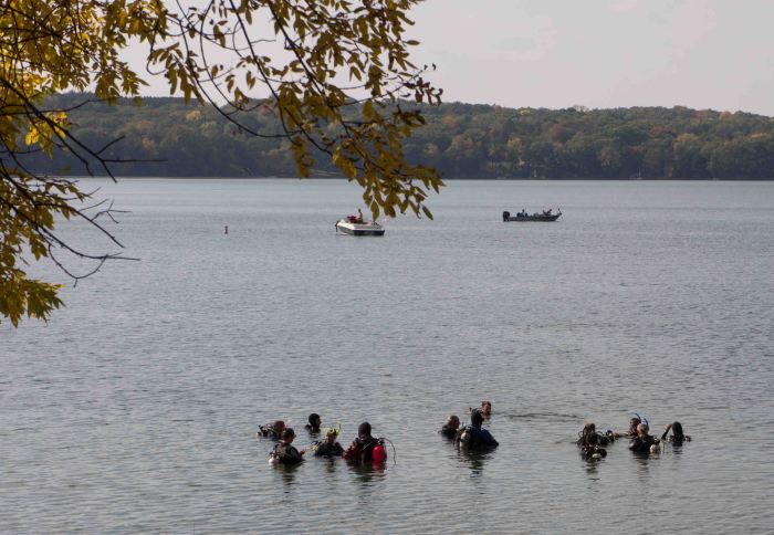 AbundanceOfDivers-10042014