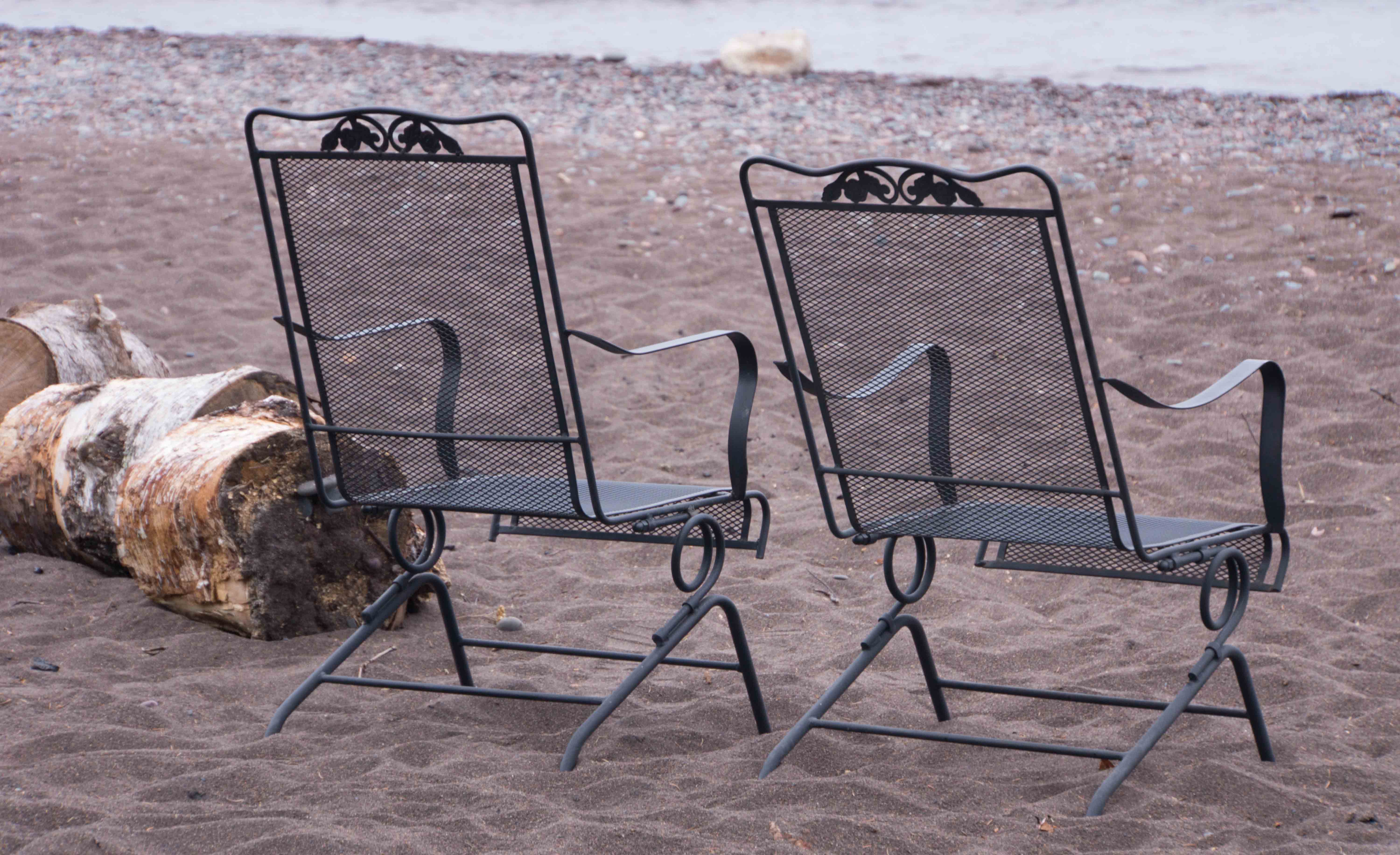 TwoChairs-2-20190205